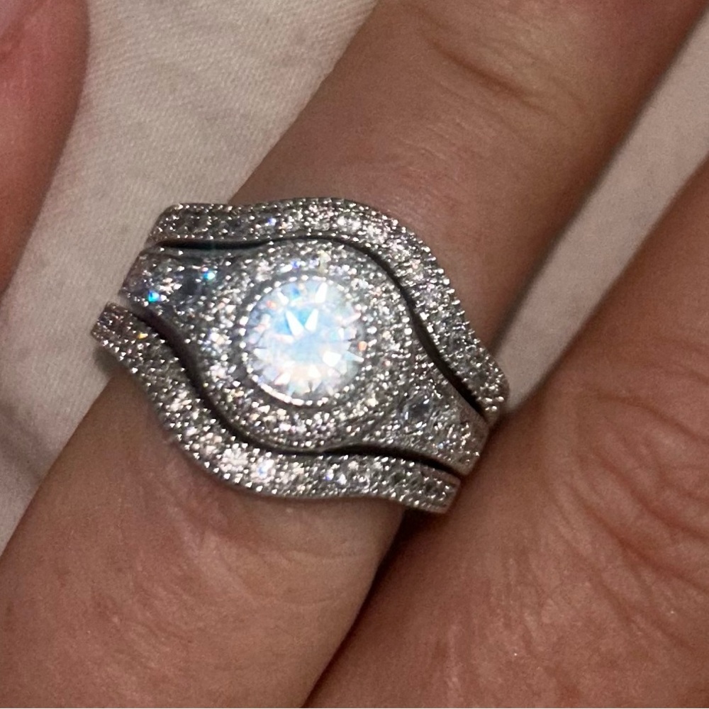 Elegant 3 piece Sterling Silver Ring Set Size 6